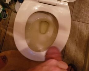 Never held a pissing cock before