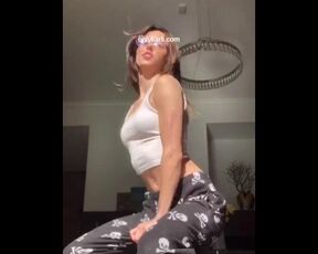 Teen does “BUSS IT” TikTok Naked - Karli Mergenthaler