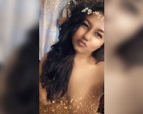 TAMIL ACTRESS SHOWING BOOBS – INSTAGRAM MODEL, TIKTOKER