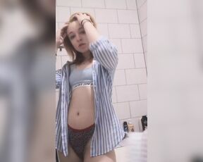 Masturbation in the Shower Part 2